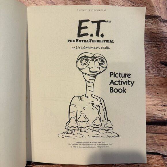 Vtg 1982 ET Extra-Terrestrial Picture Activity Coloring Book Steven Spielberg - Picture 7 of 9